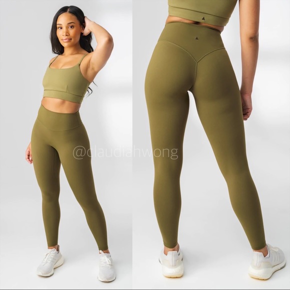 BALANCE ATHLETICA Cloud High Rise Leggings in Willow Green - Picture 1 of 9